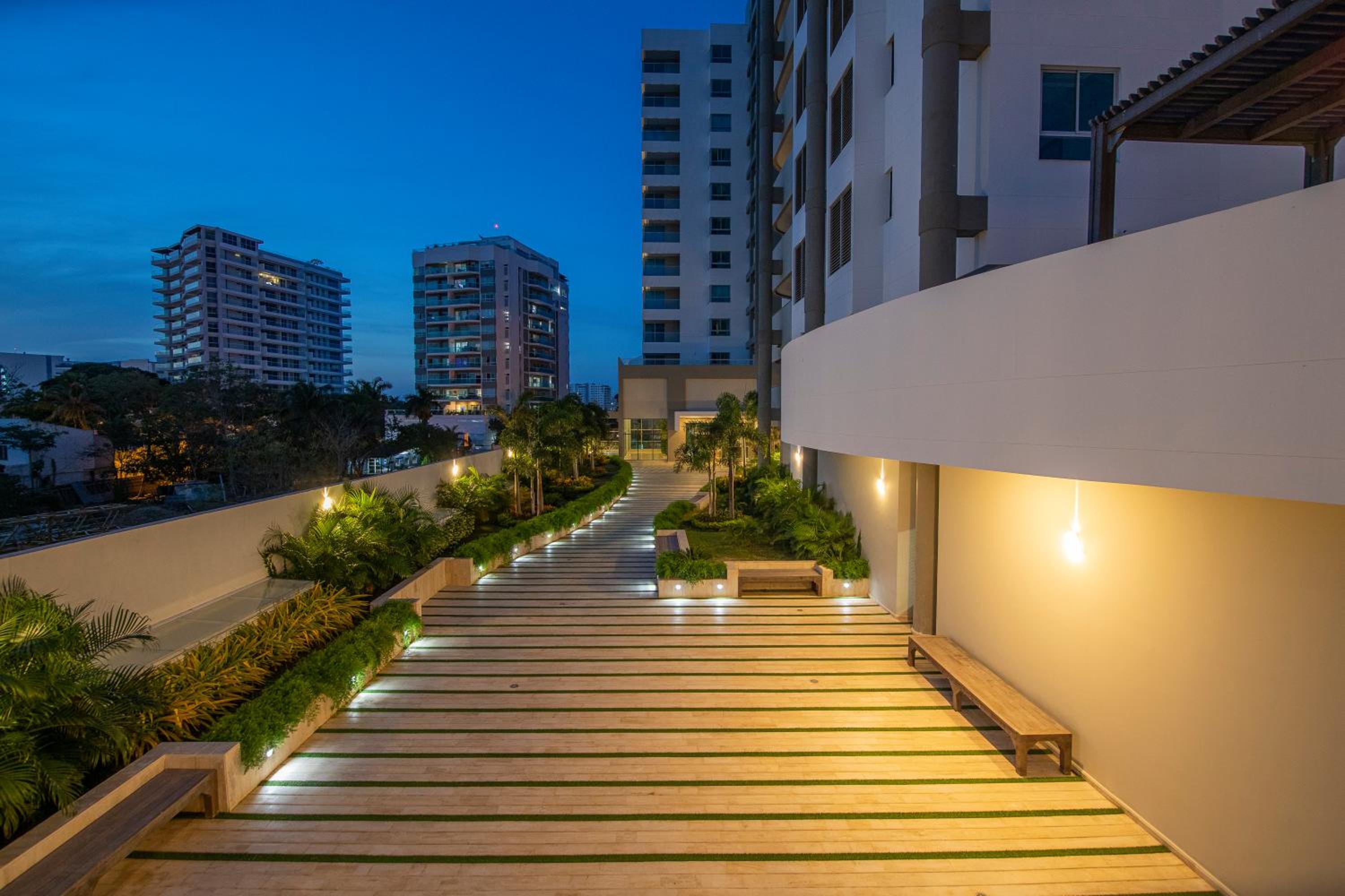 Luxury 2BR House with Ocean View in Castillogrande