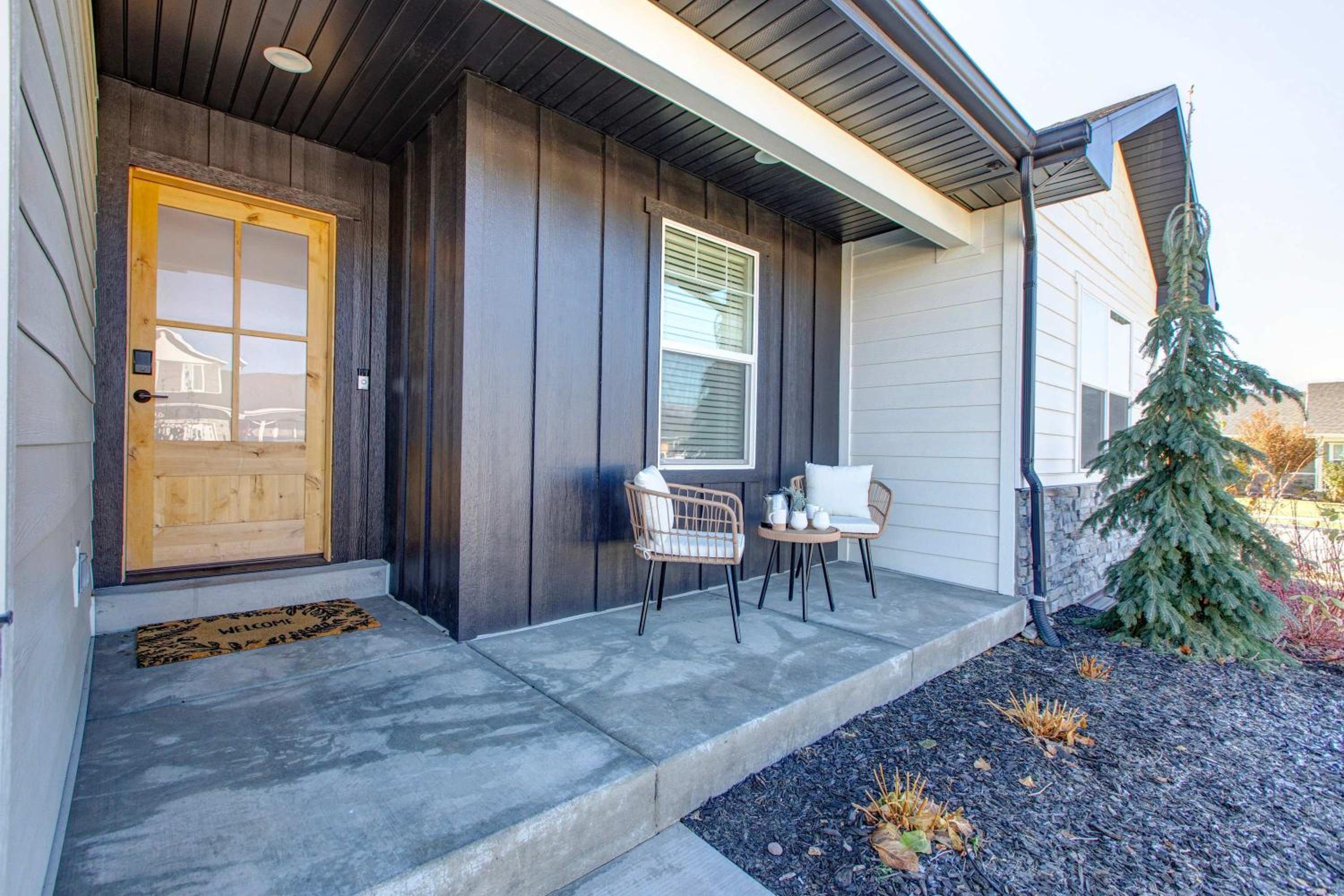 Hot Tub, Heber Home, Pet-Friendly, Games, Sleeps 13 Guest! view 3
