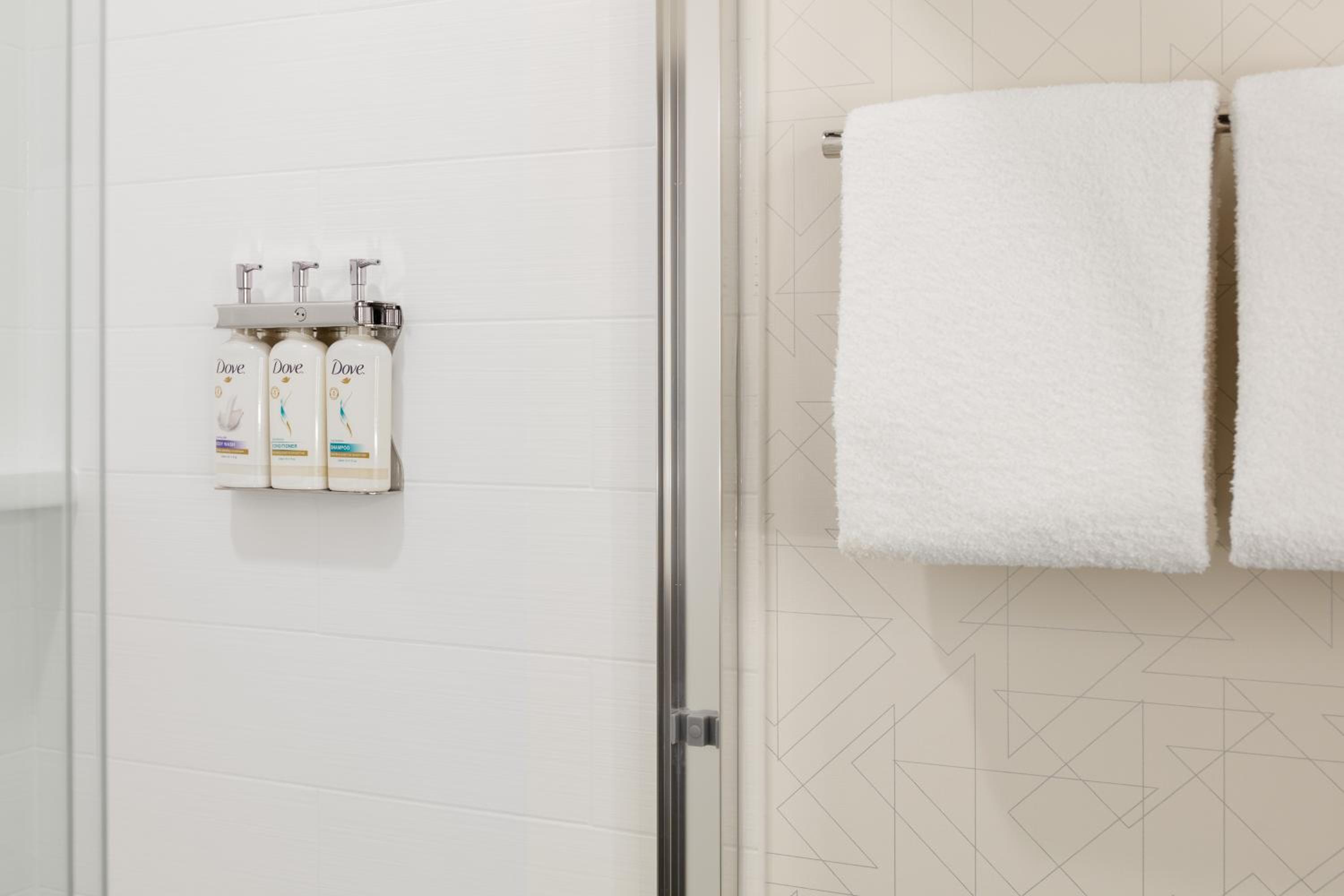 Holiday Inn Express Layton - I-15, an IHG Hotel - Property Image 1