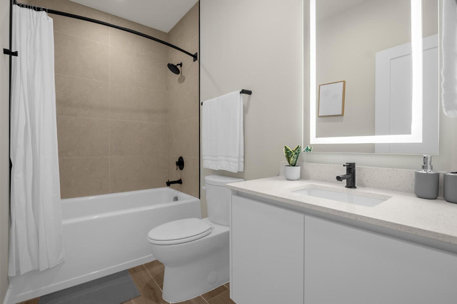 Upstay - Modern Home w Pool in New Development