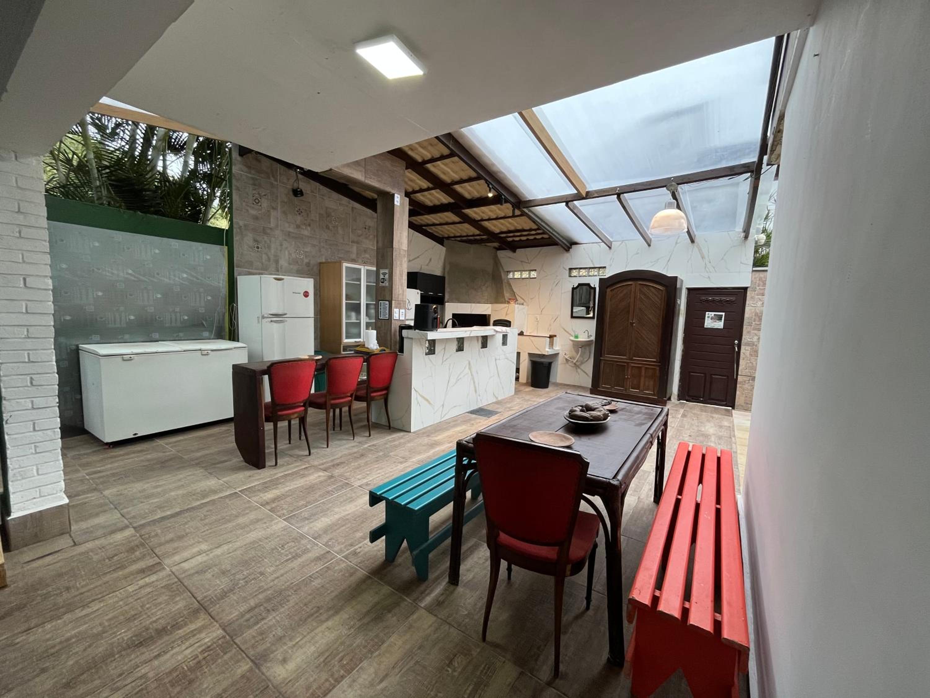 Canto das Toninhas Guest House