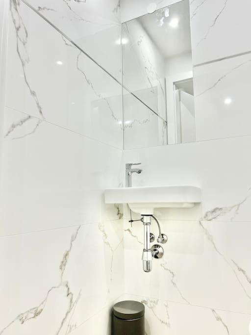 Modern Stylish Brand New Apartment