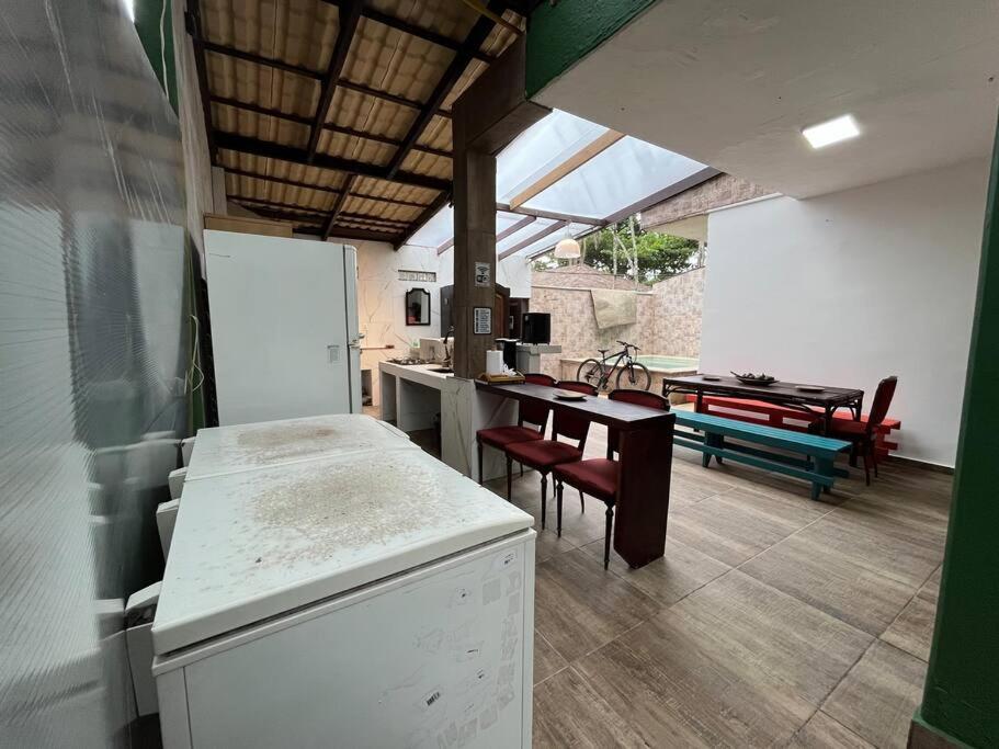 Canto das Toninhas Guest House