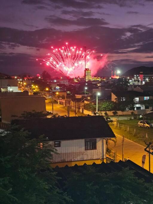 Ap novo com vista para o Parque Beto Carrero! 6 min a pé