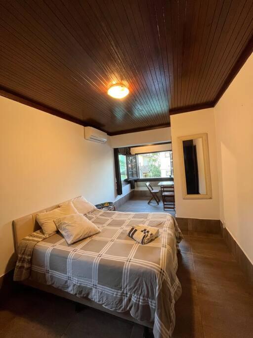 Canto das Toninhas Guest House