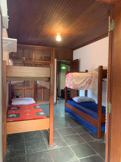 Canto das Toninhas Guest House