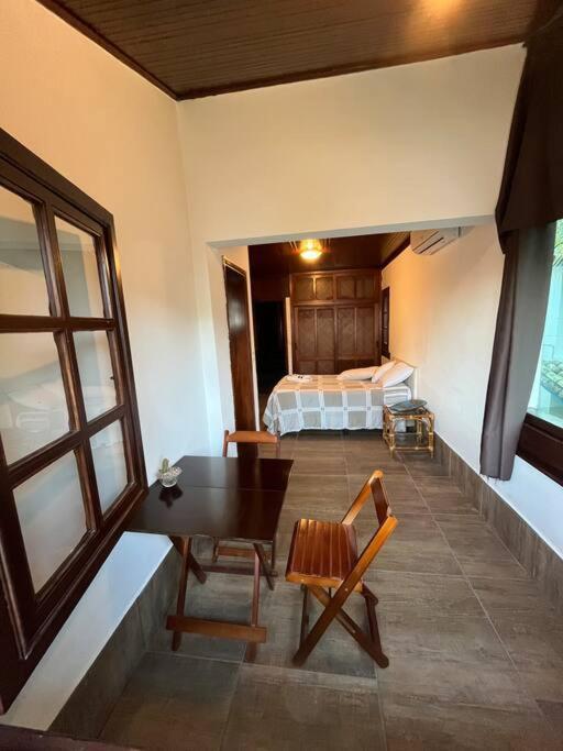 Canto das Toninhas Guest House