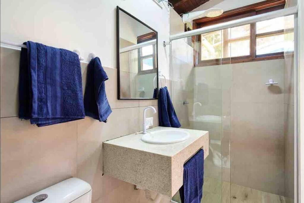Canto das Toninhas Guest House