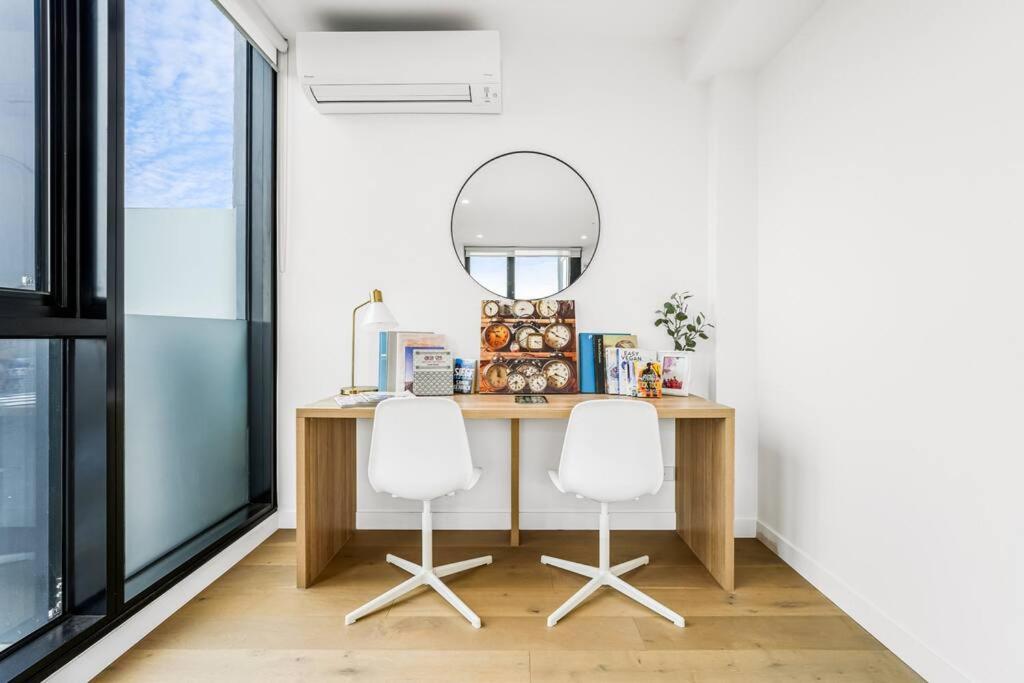 StayAU Luxurious Penthouse 3BR Panoramic Views