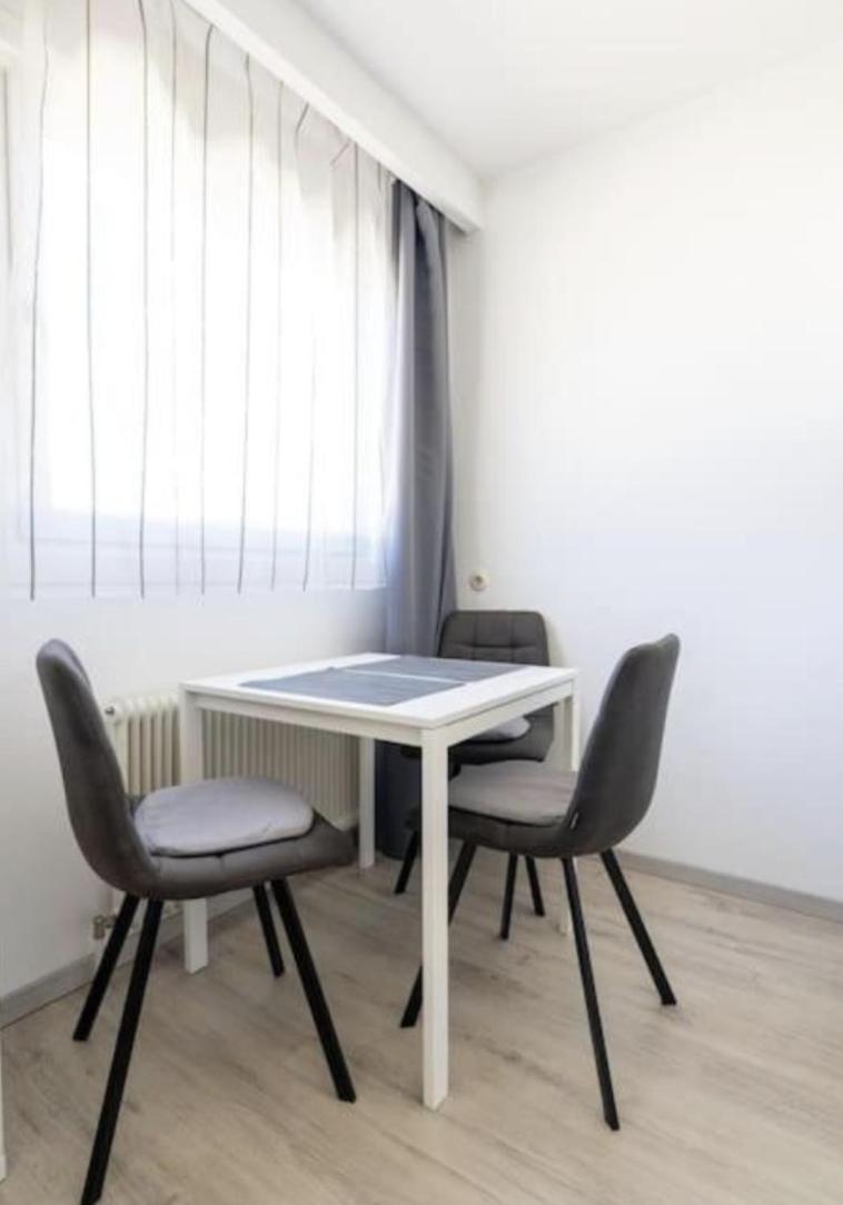 Premium Central Belvedere Apartment
