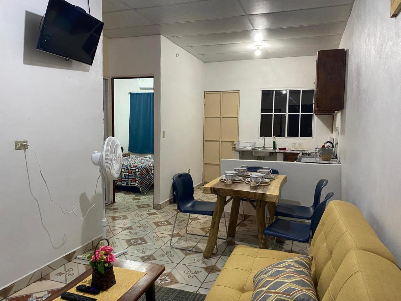 Casa las Flores view 5