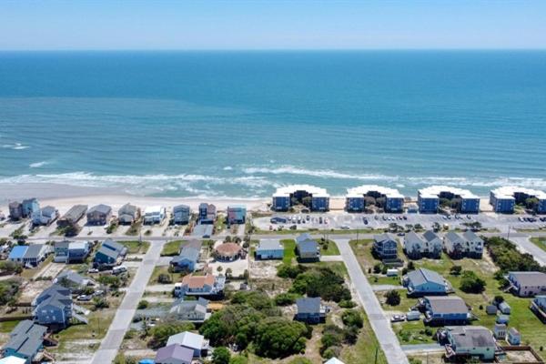 Oceanfront Escape at She Shed By The Seashore