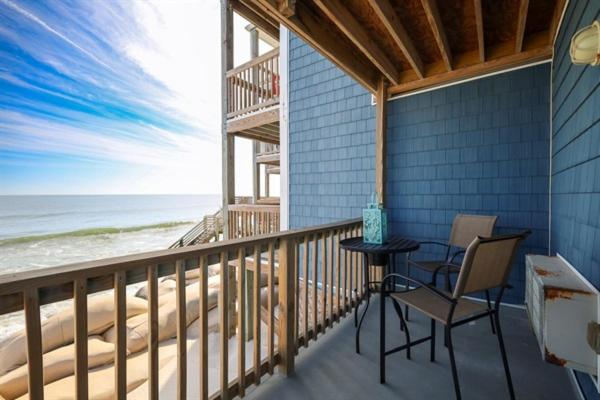 Oceanfront Escape at She Shed By The Seashore