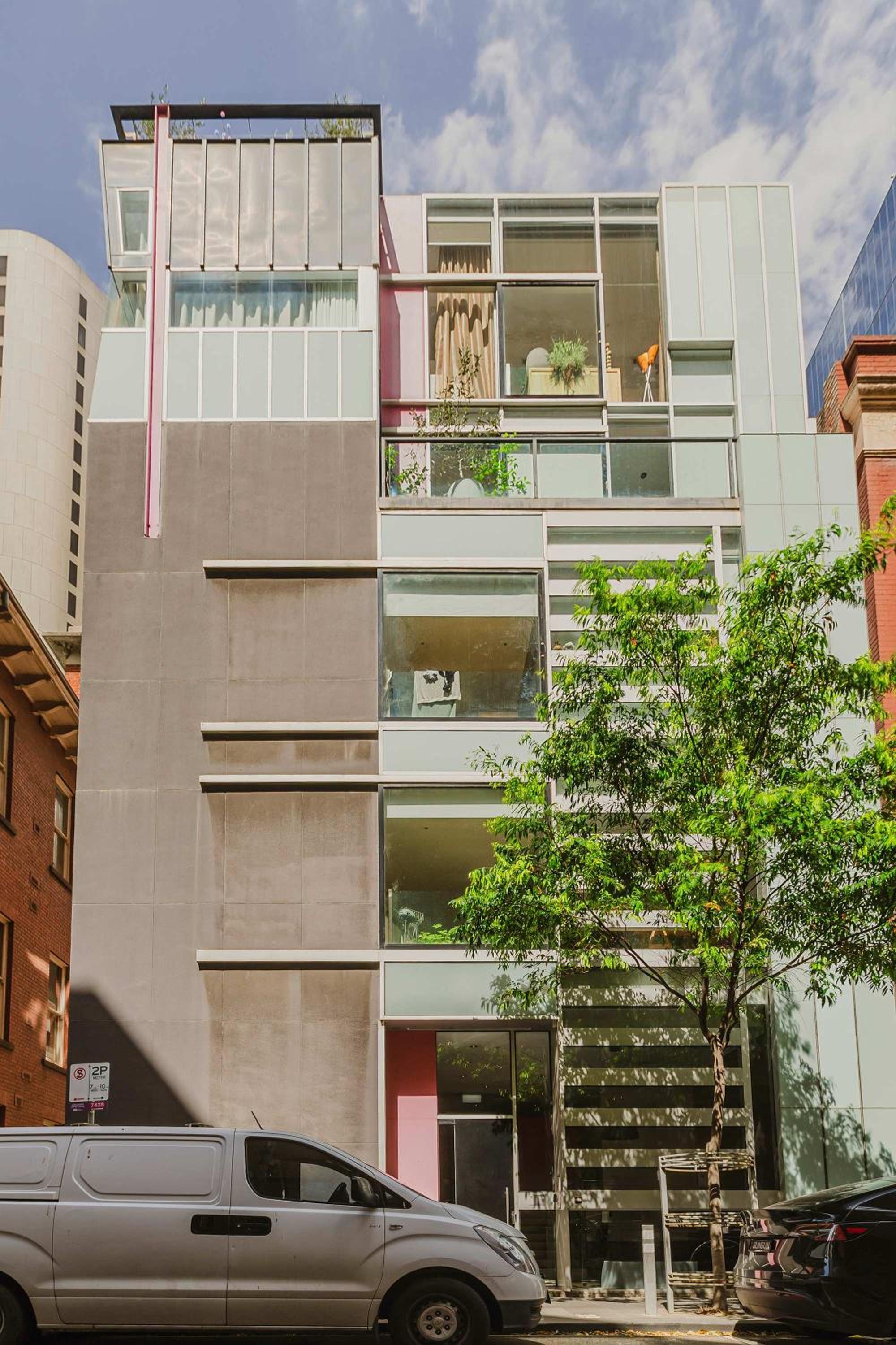 VAQUAY Brightside Basement In Melbourne CBD