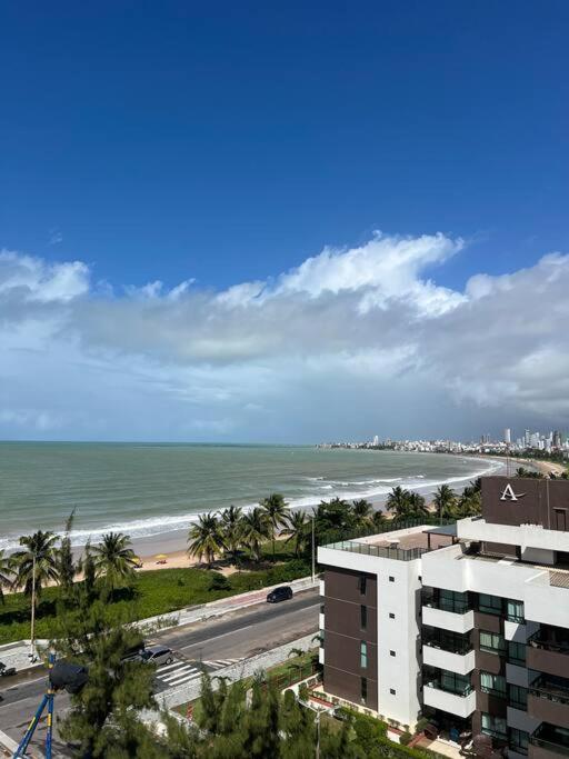 Flat a 50m da praia de Intermares