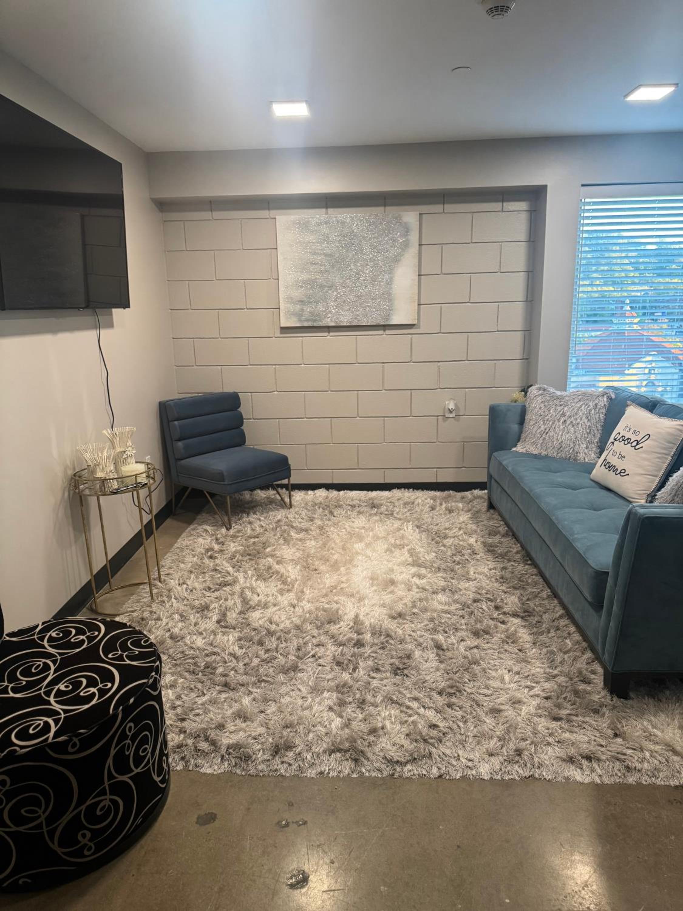 Birmingham Vacations - The Chic Chateau Condominium - Property Image 3