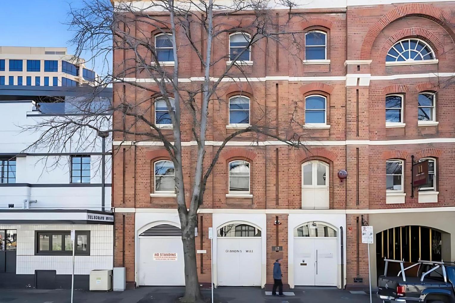 Gibson Mill waterfront loft apartment - 303