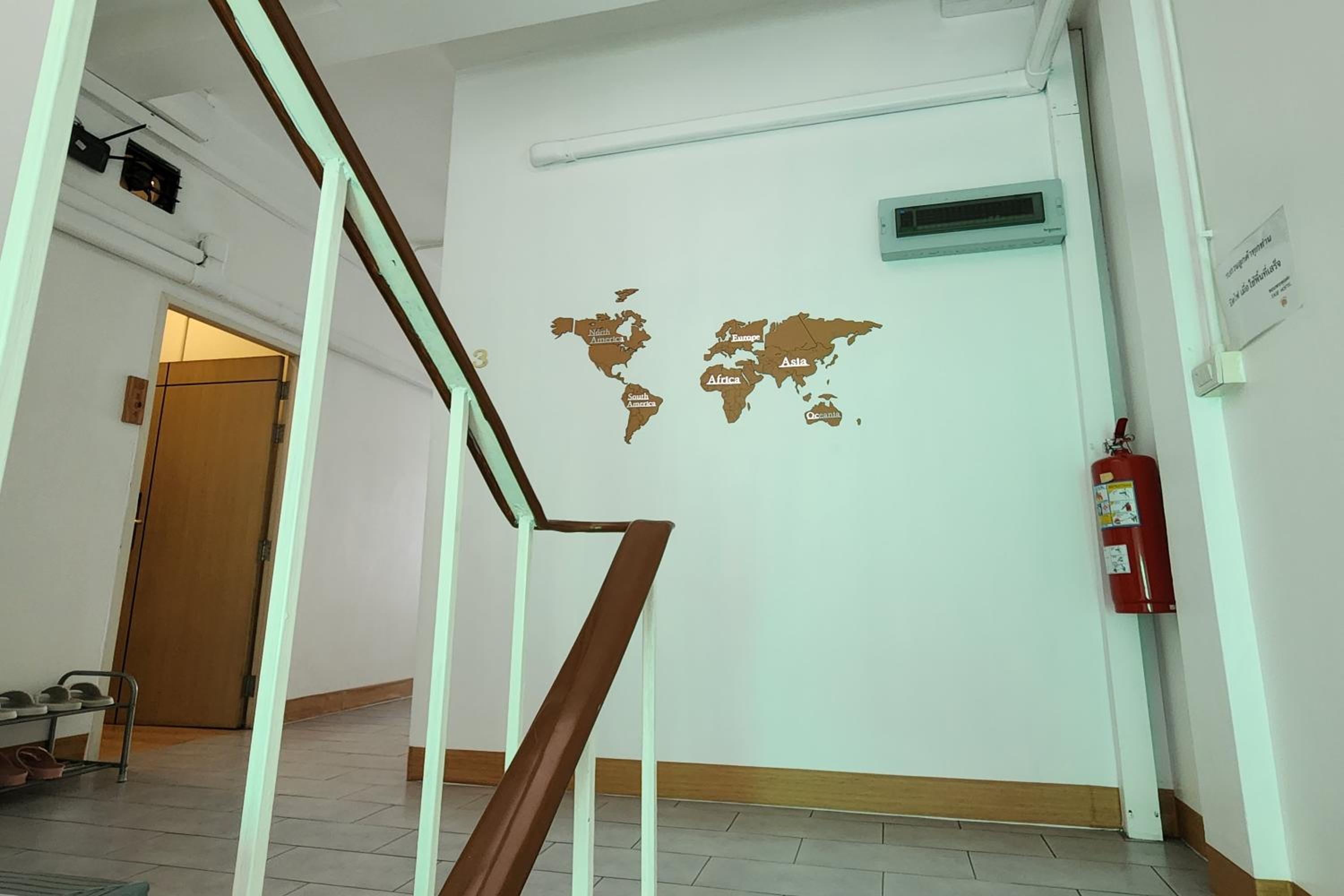 Ease Hostel