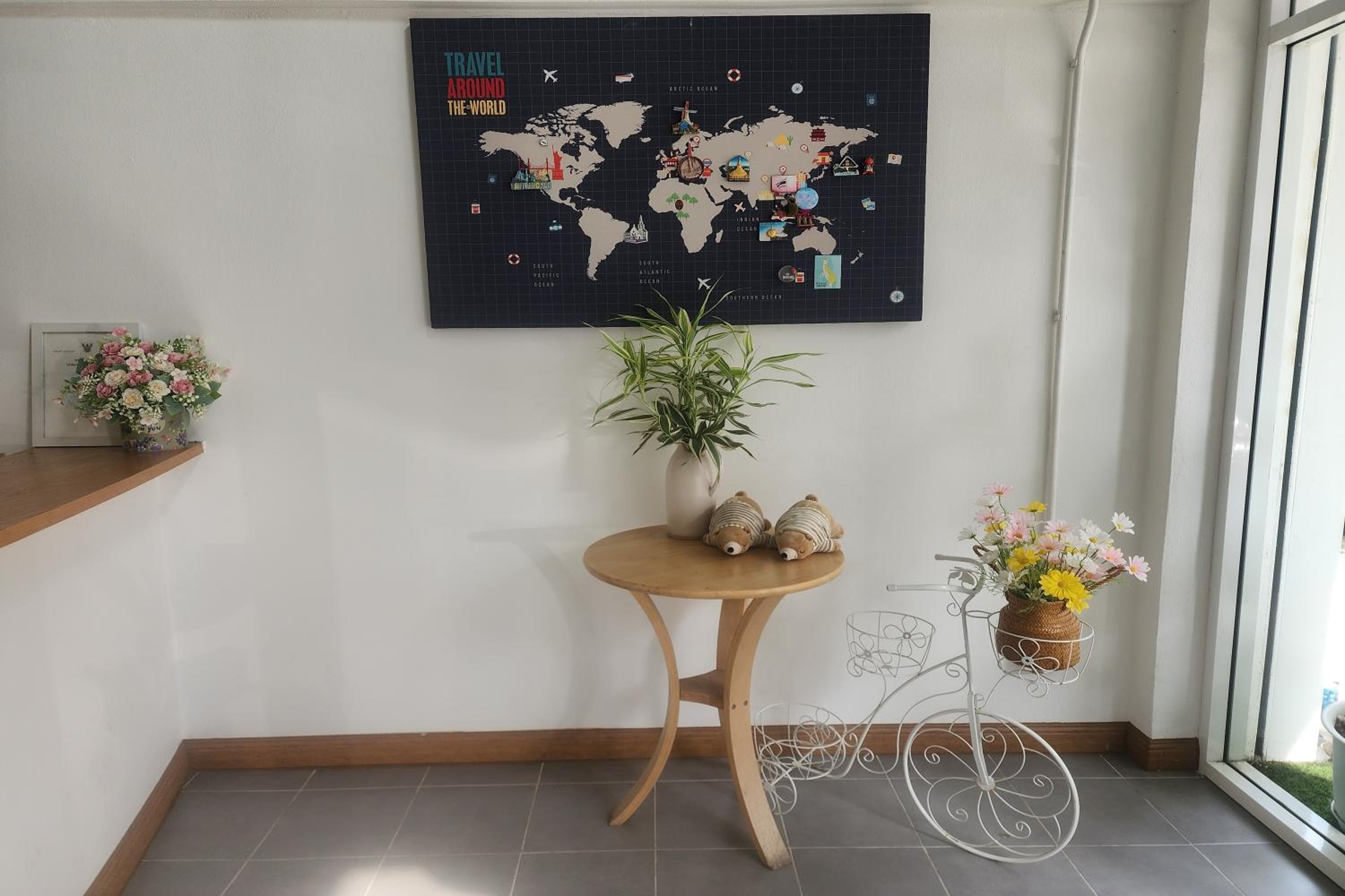Ease Hostel