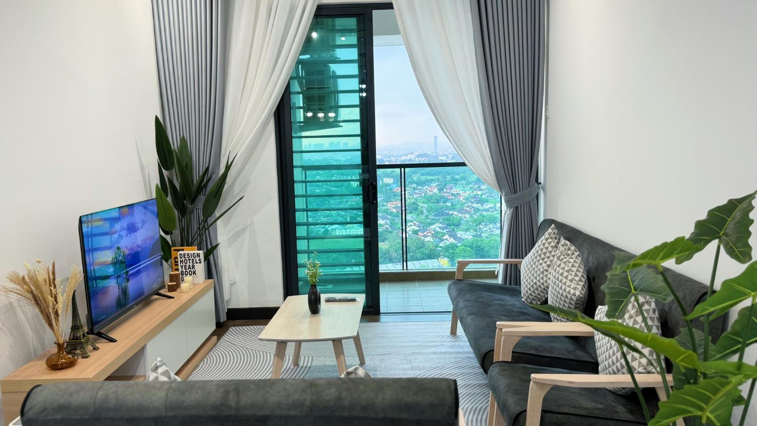 VISTA Bangi Fully Air Con Suite Plus Netflix with WIFI 600mbpS photo 4