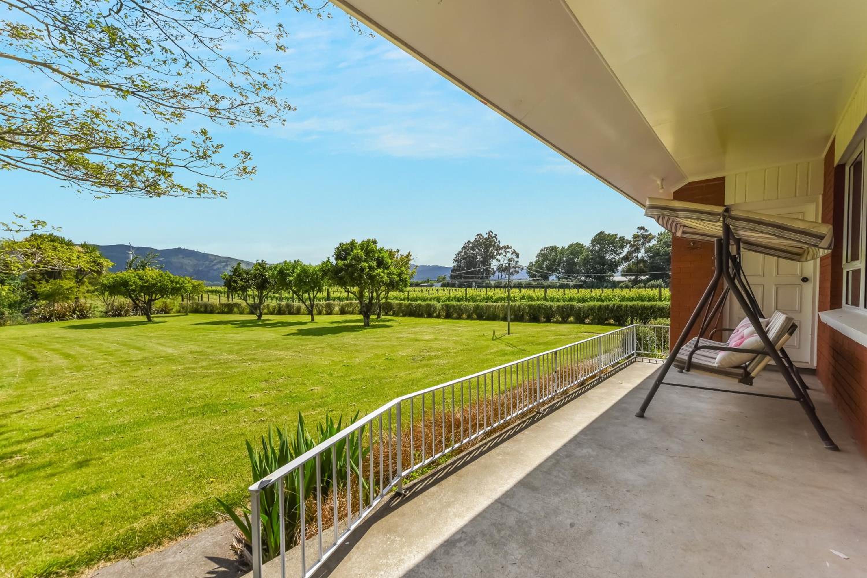 Springfields Homestead - Rapaura Holiday Home view 4