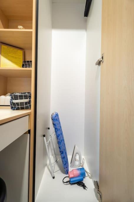 Neu Suites By Cozy Unit L30RB 2PAX near KLCC & Jelatek LRT
