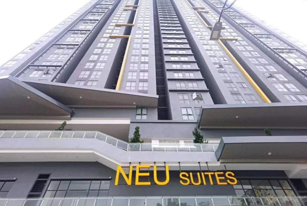 Neu Suites By Cozy Unit L30RB 2PAX near KLCC & Jelatek LRT