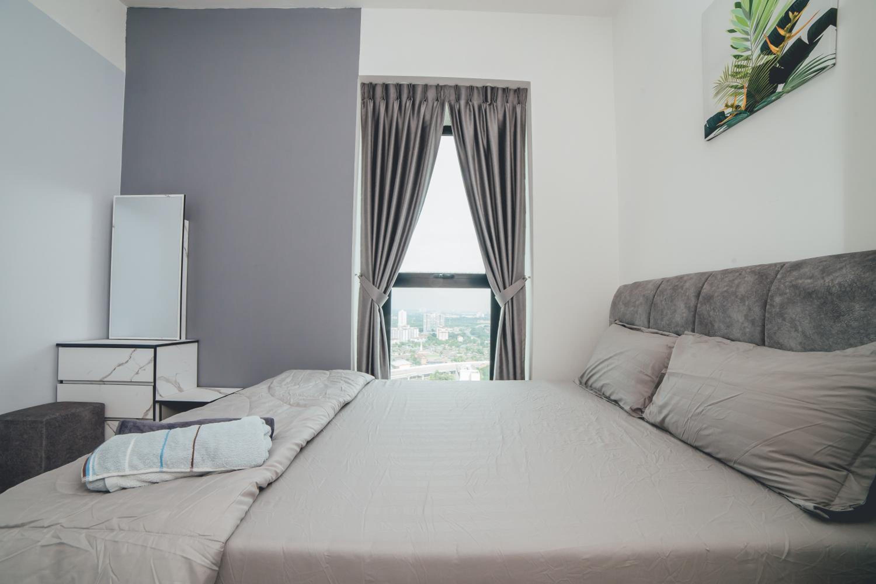 Mosaic Southkey City Calm 3BR8pax Midvalley w Bathub