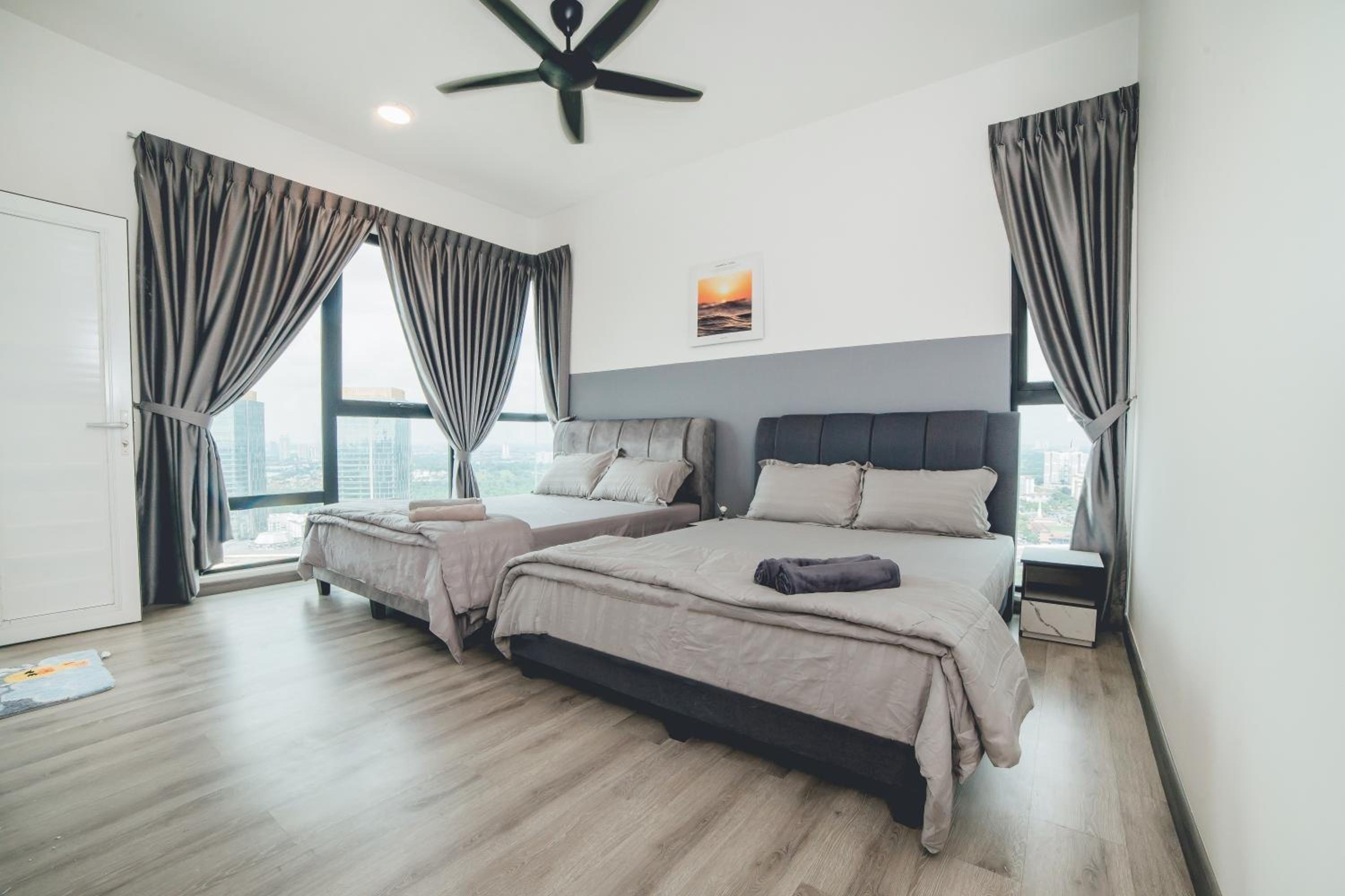 Mosaic Southkey City Calm 3BR8pax Midvalley w Bathub