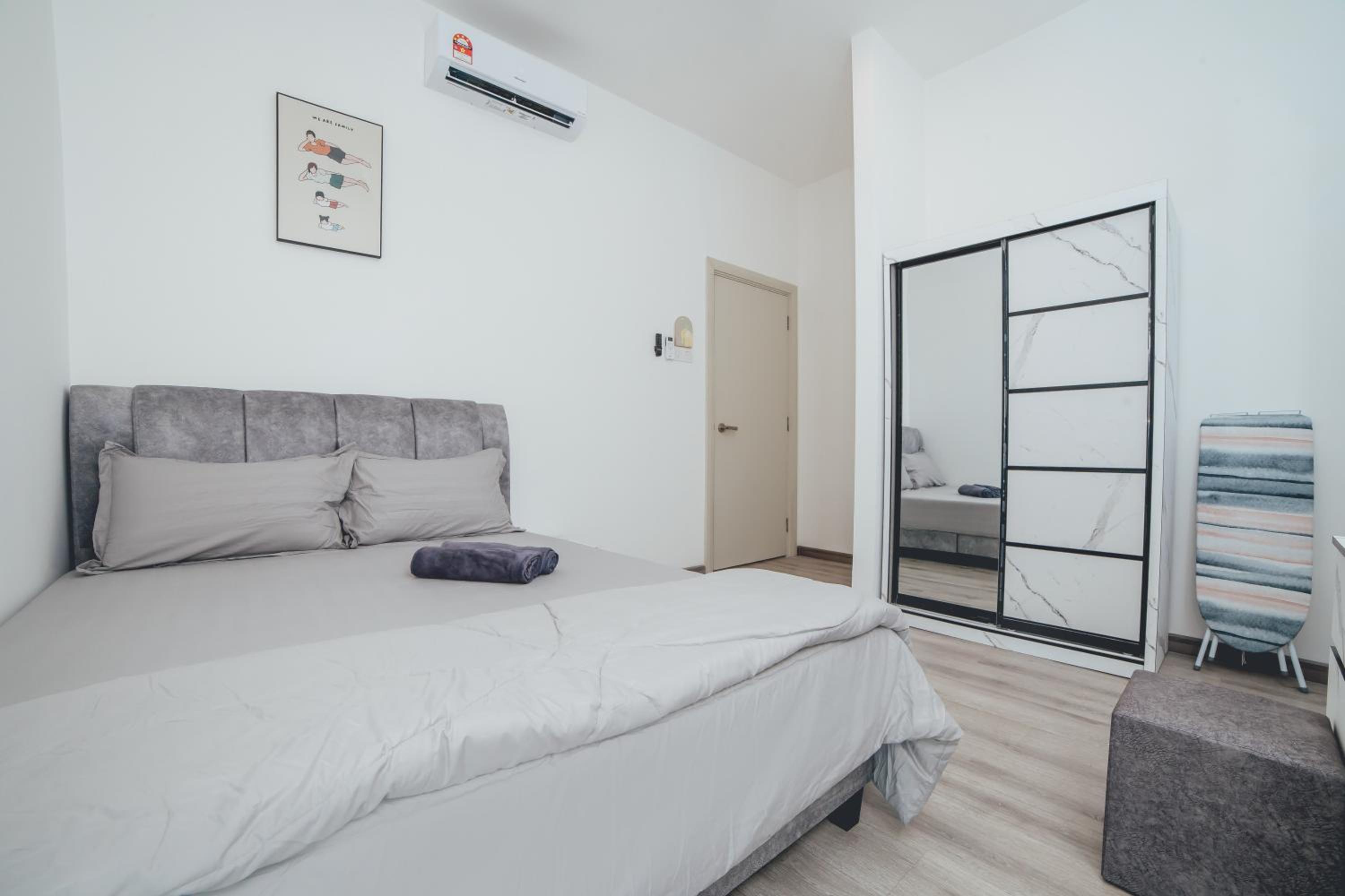 Mosaic Southkey City Calm 3BR8pax Midvalley w Bathub