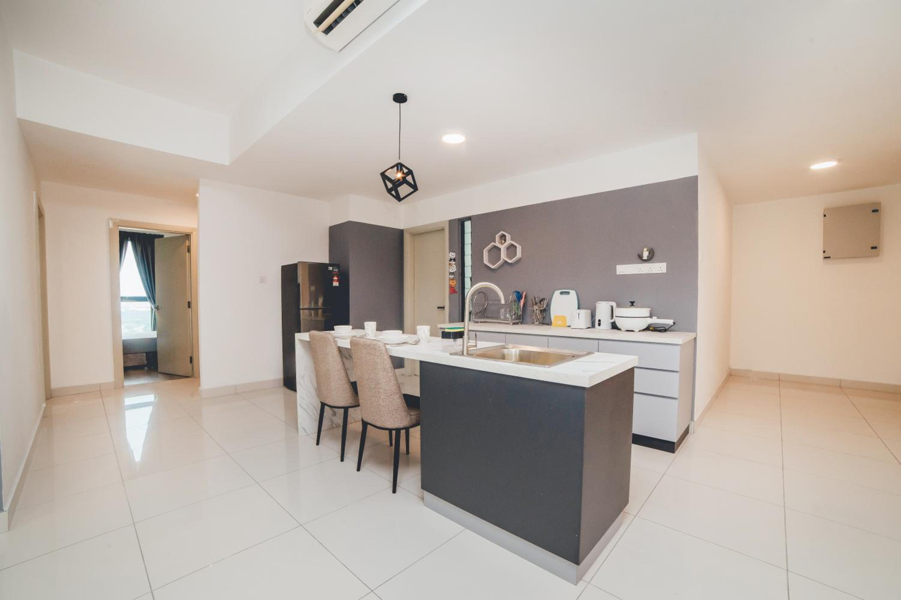 Mosaic Southkey City Calm 3BR8pax Midvalley w Bathub