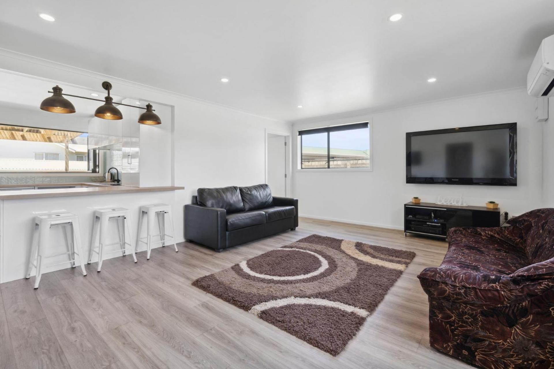 Coastal Comfort - Foxton Beach Holiday Home view 2