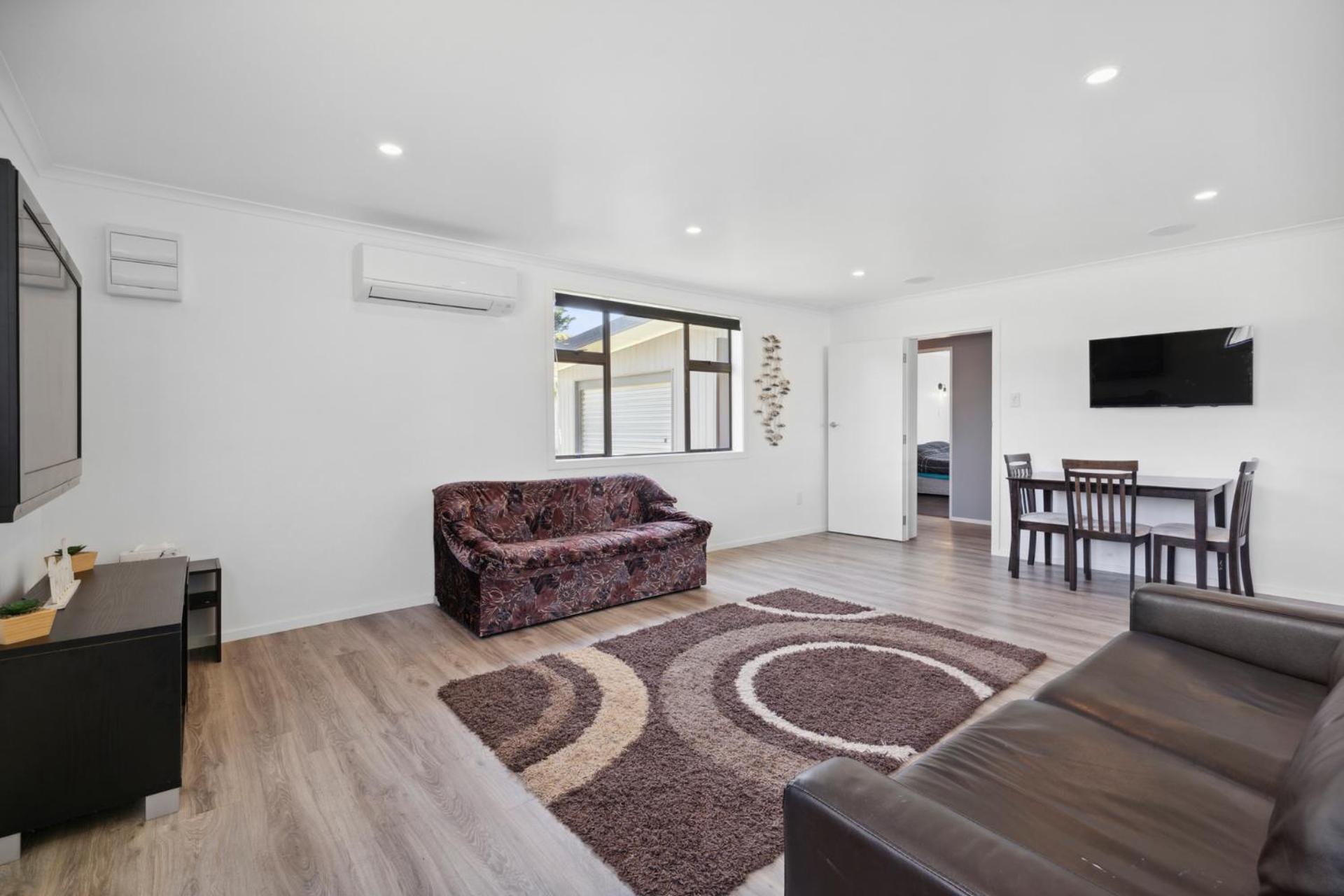 Coastal Comfort - Foxton Beach Holiday Home view 4