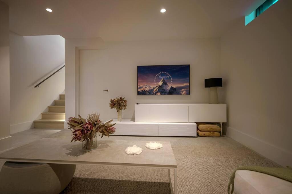Luxury Home Near Bondi Beach