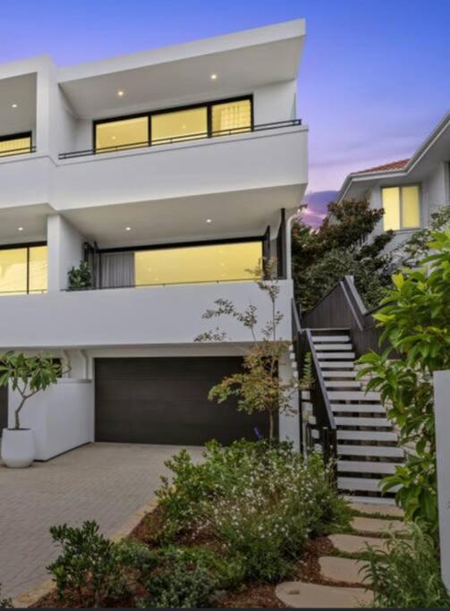 Luxury Home Near Bondi Beach