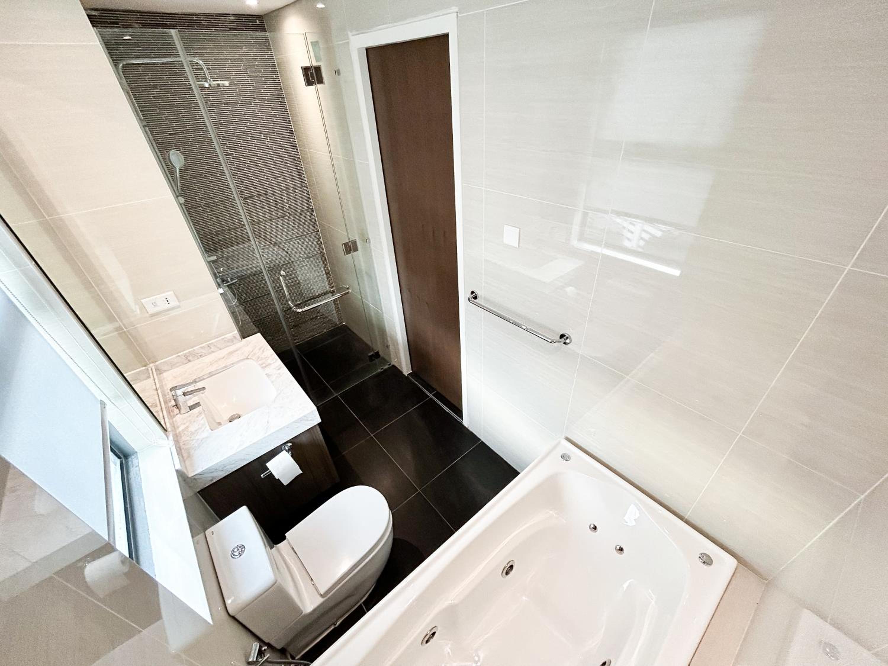 D'Rapport Residences by Manhattan Group