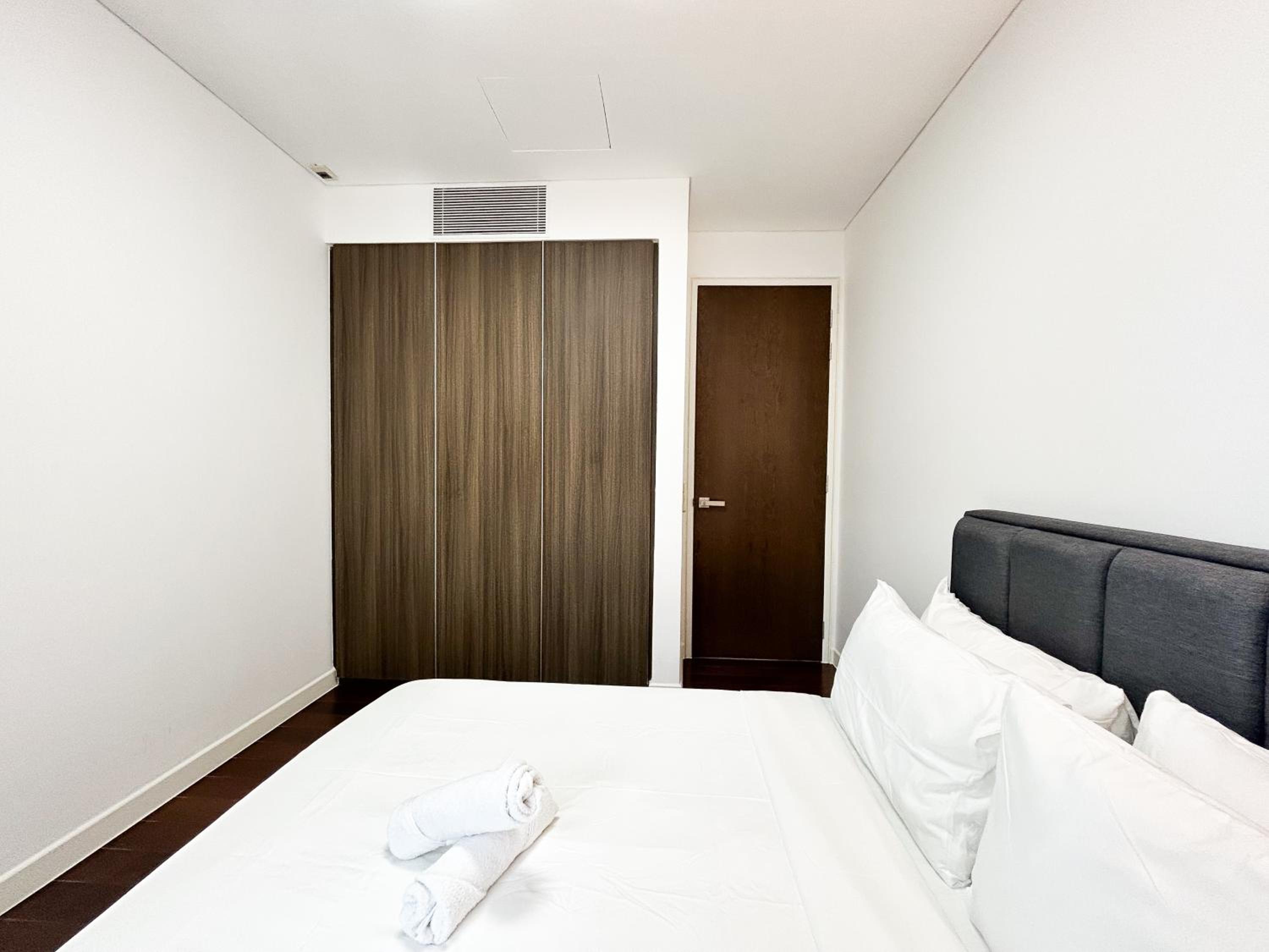 D'Rapport Residences by Manhattan Group