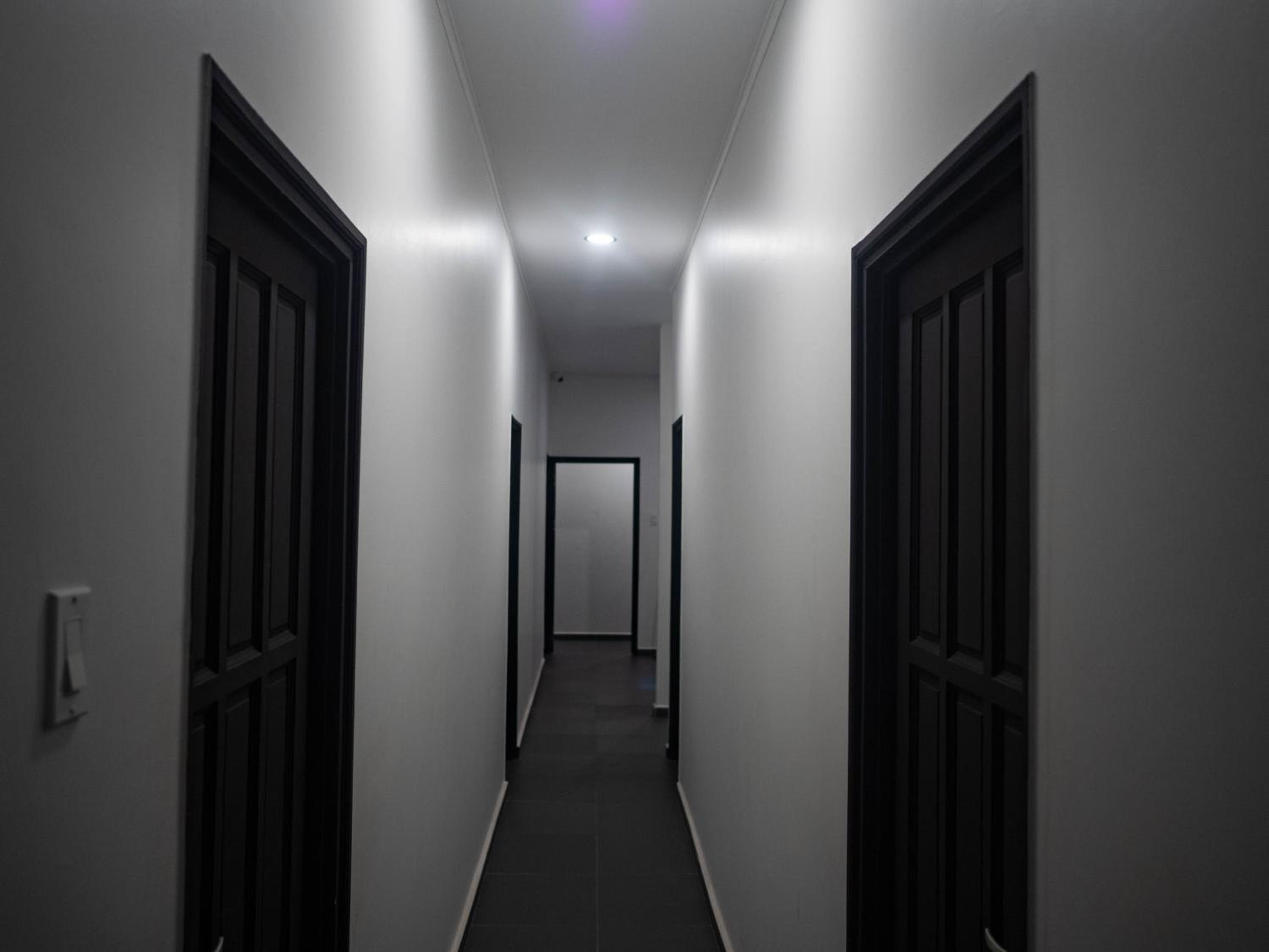 D's Studio Apartment view 5
