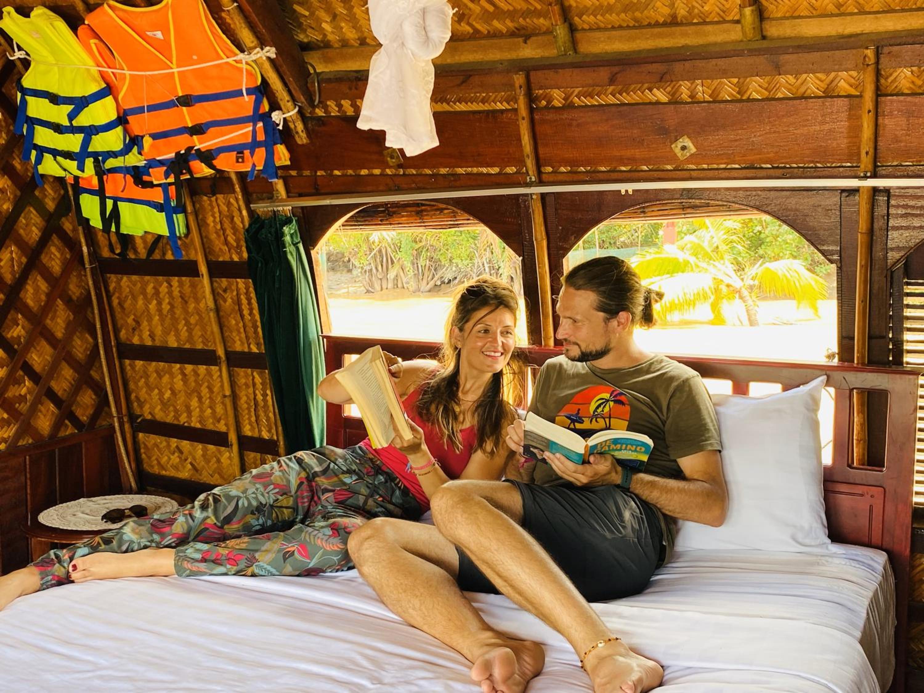 Mekong Delta Overnight Sampan Cruise in Ben Tre