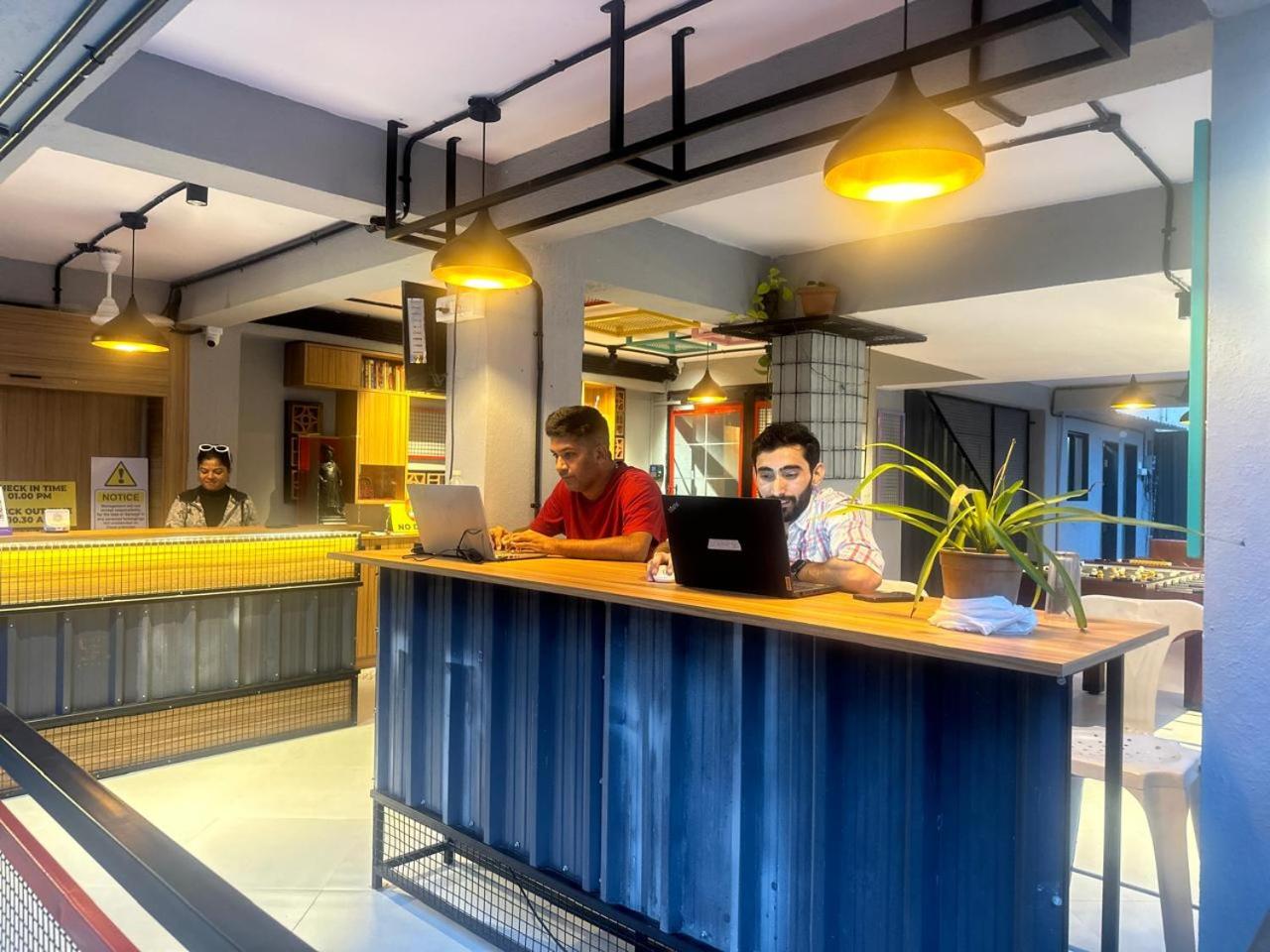 Travotale Hostel and CoWork Koregaonpark Pune view 3