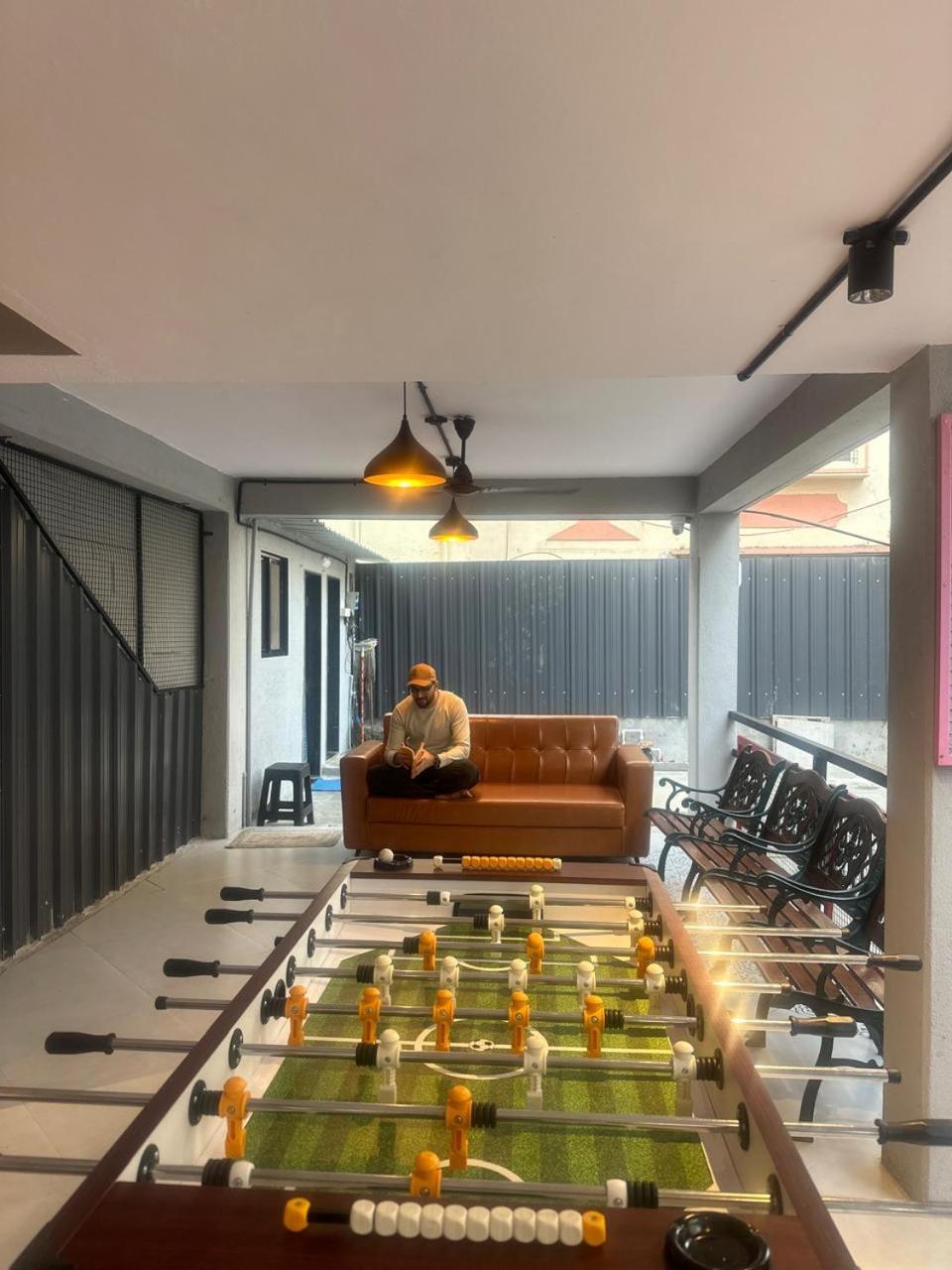 Travotale Hostel and CoWork Koregaonpark Pune view 5