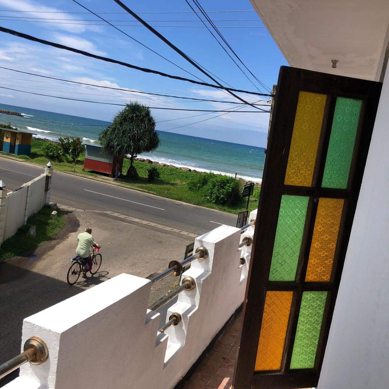 Deeruk Guest House Hikkaduwa view 2