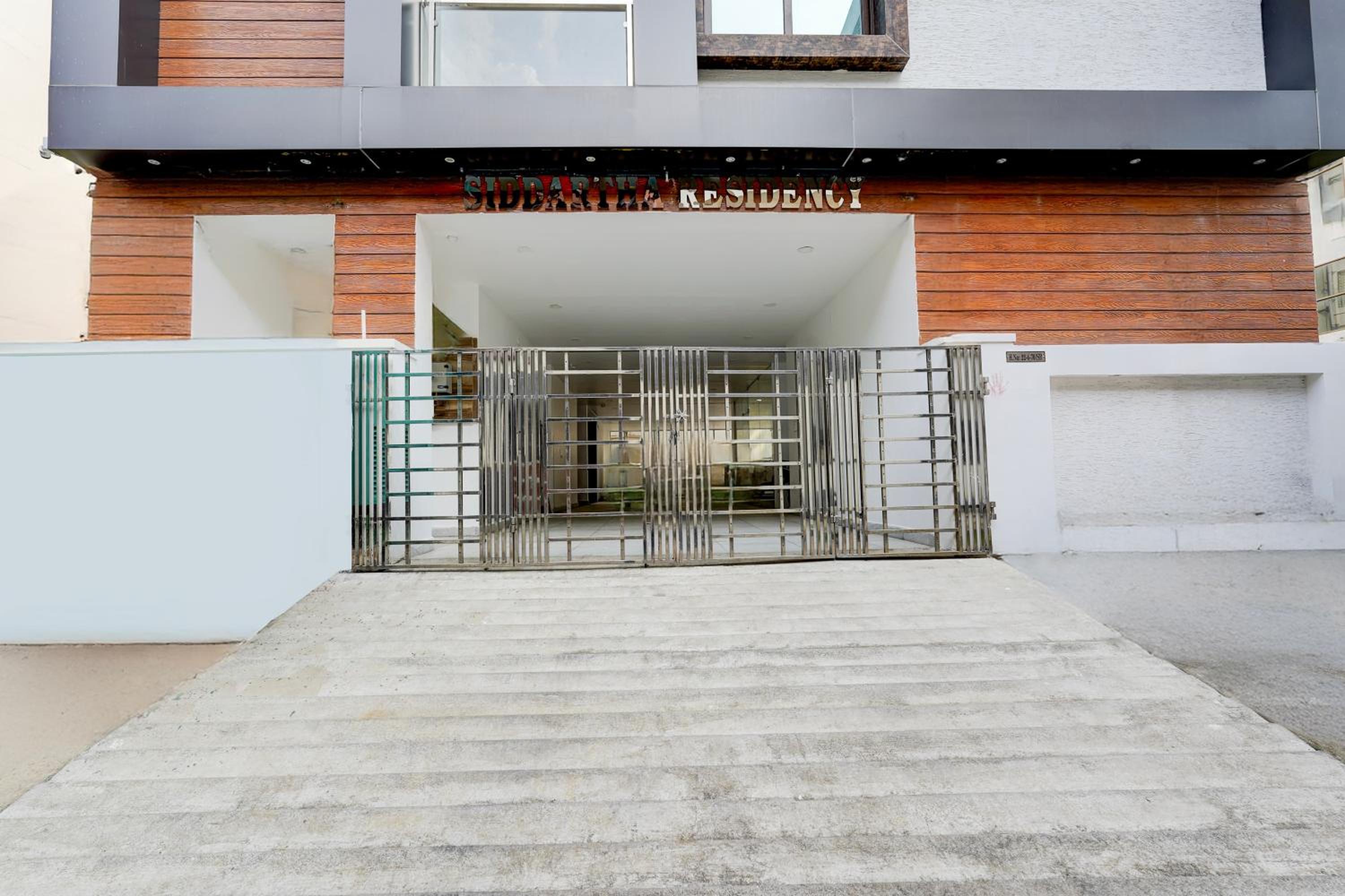 Photo 9