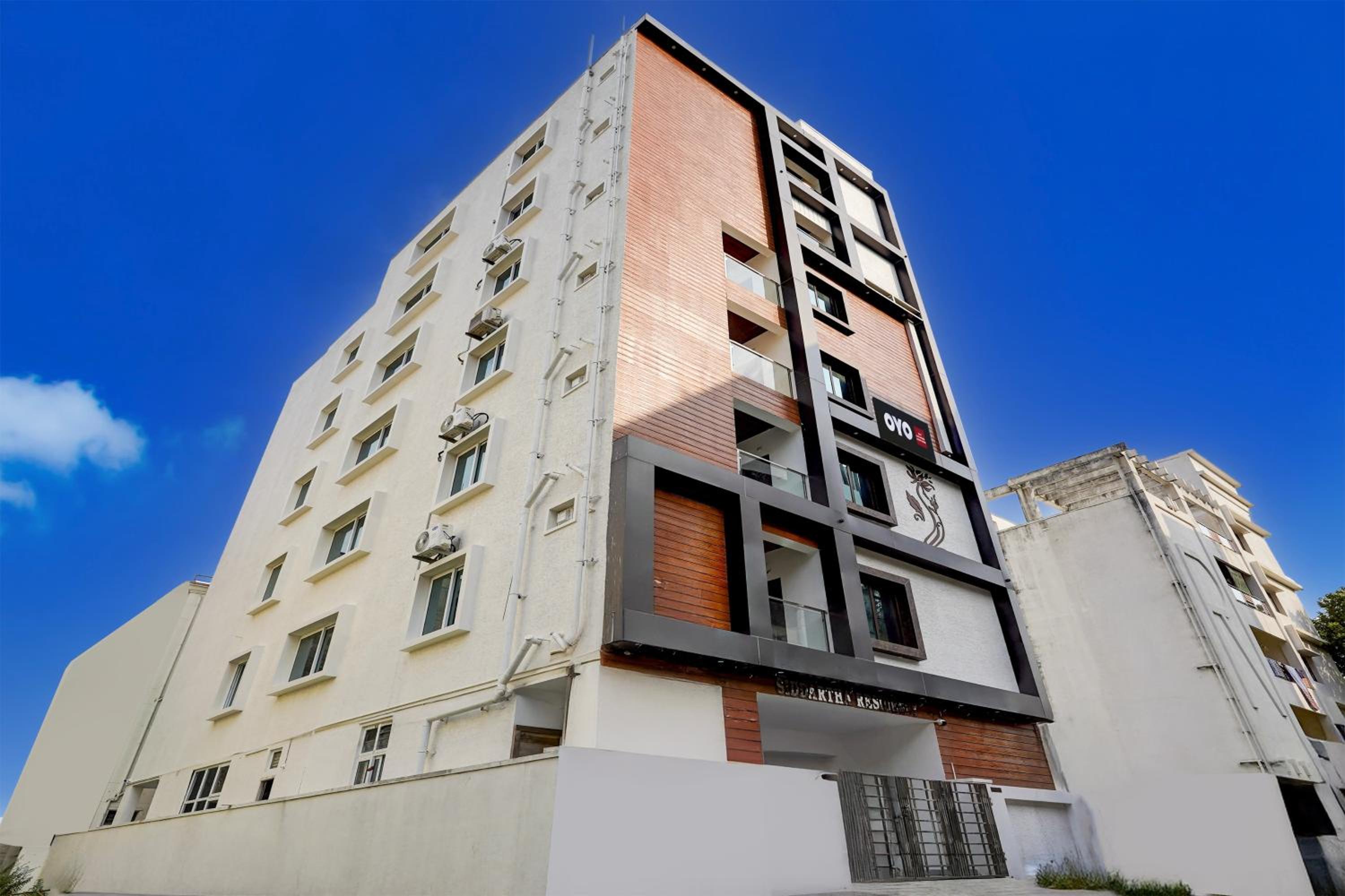 Hotel O ELITE VISTARA LUXURY ROOMS view 3