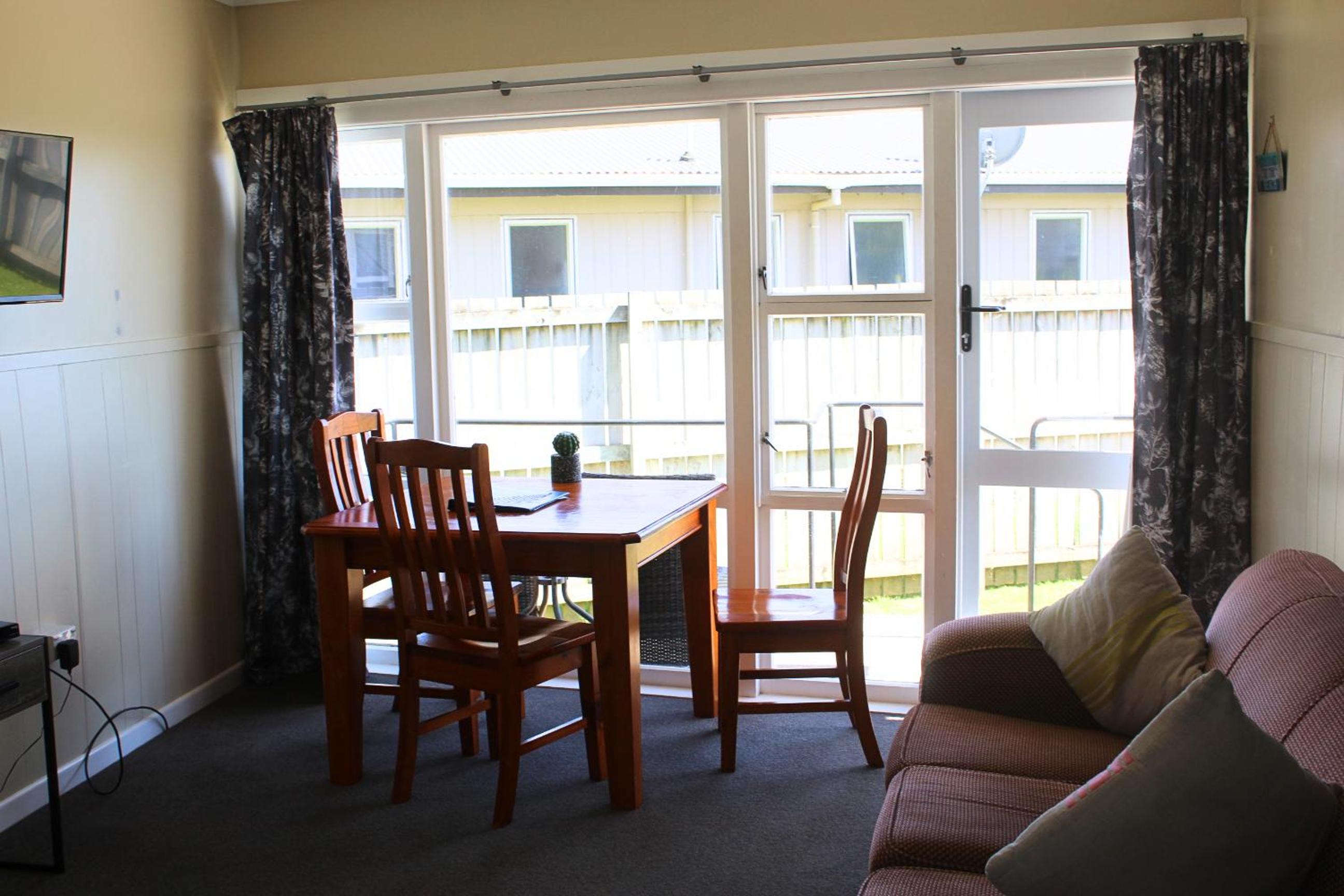 Waitangi Beach Unit B - Te Ti Beach Bach Paihia view 5