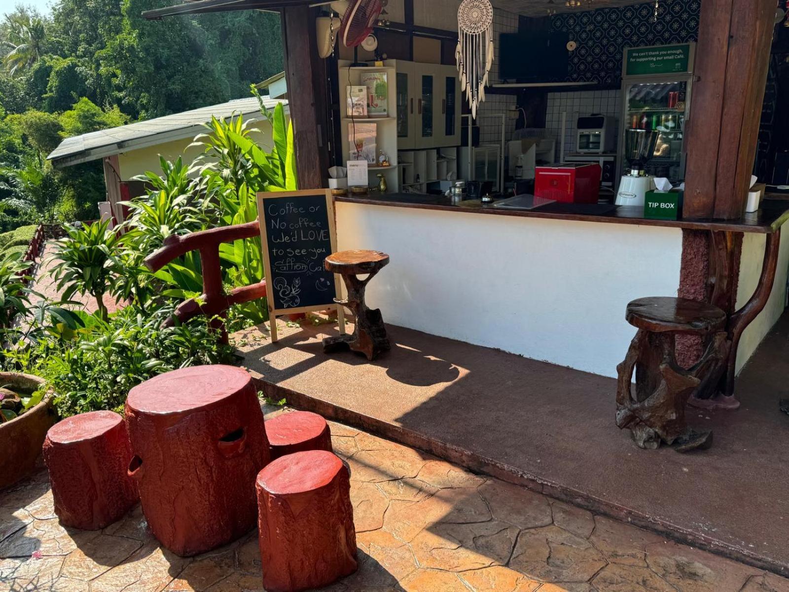 Koh Mak Buri Hut Natural Resort