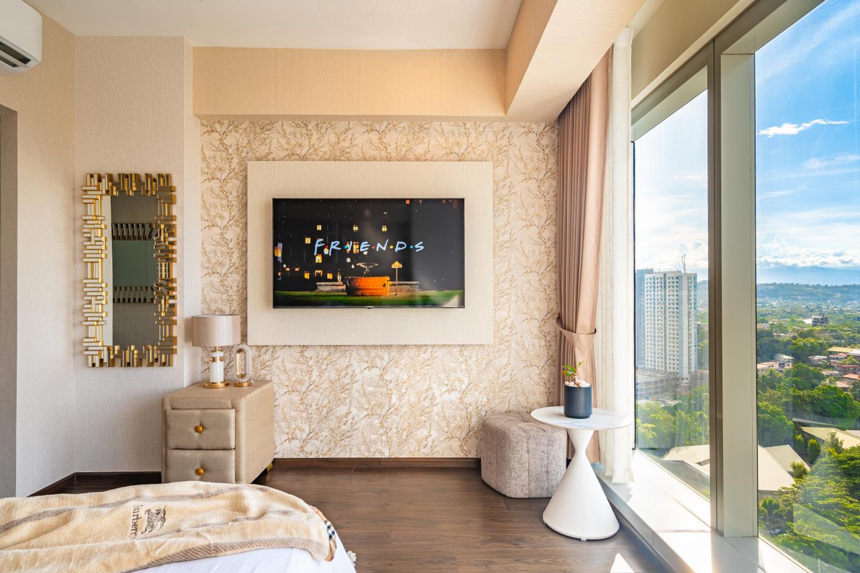 Aeon Towers Private Residential Apartments I Next to Abreeza Ayala Malls I Prime Location l Fast Wifi l Free Pool I Managed by Bleuspace view 3