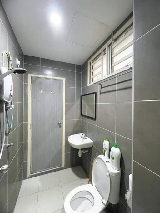 CozyHouse 4ROOM 3BATH ROOM 10PAX```SimpangAmpatTasek photo 2