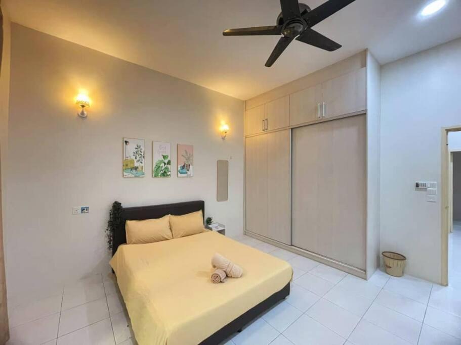 CozyHouse 4ROOM 3BATH ROOM 10PAX```SimpangAmpatTasek photo 4