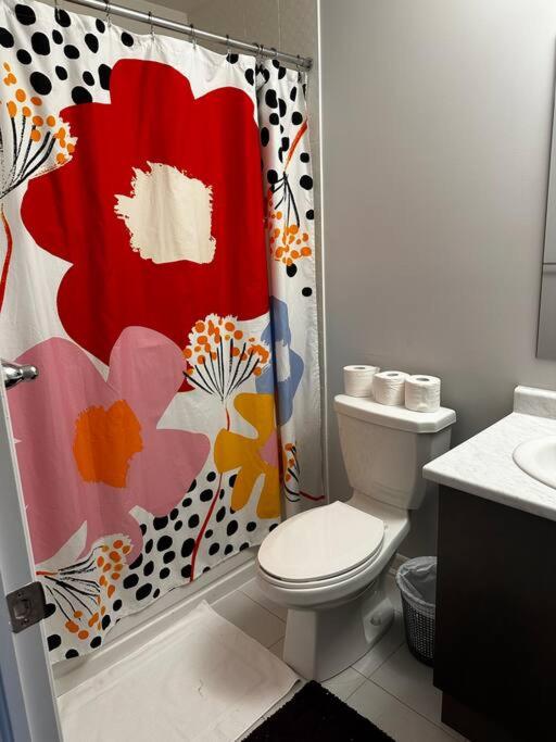 Cozy Whitby Retreat - 2 Bedroom Private Townhouse